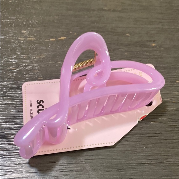 scunci Accessories - Scunci Lavender Hair Clip